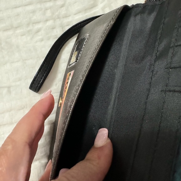 STRANGER THINGS Multicolor Wristlet/Wallet - Picture 4 of 5